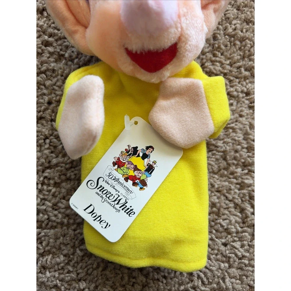 Vintage Snow White Seven Dwarfs Dopey DISNEY 50th Anniversary Hand Puppet w/ Tag